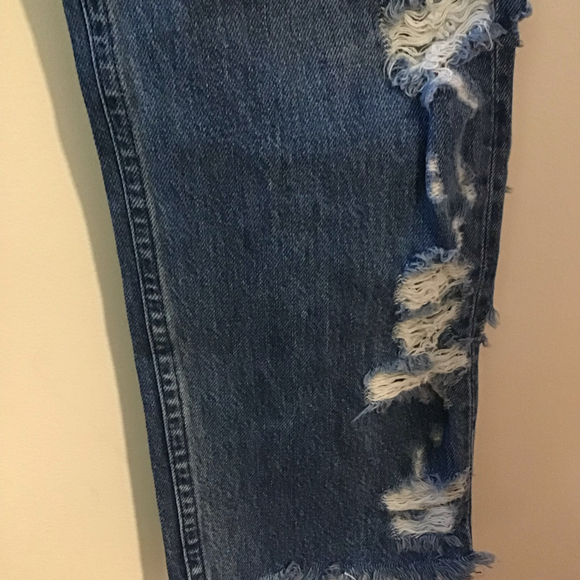 3x1 Denim Distressed Edgy Fringed Bottom Cropped - Picture 2 of 9